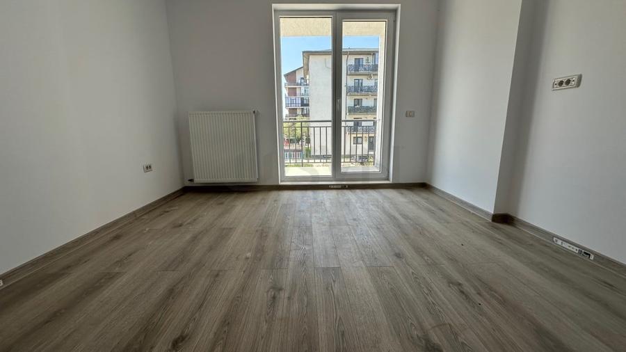 Apartament cu 3 camere decomandat în Fundeni
