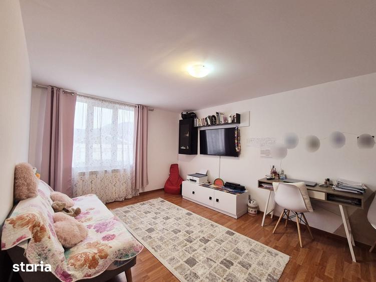Apartament cu 2 camere decomandat în Precista
