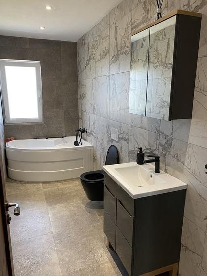 Casă cu 4 camere cu Teren 1320 Mp în Cetariu
