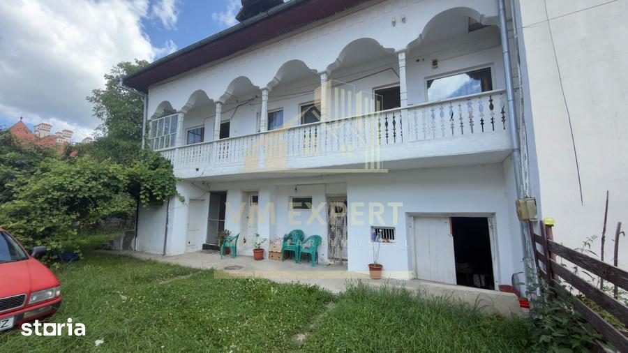 Casă cu 4 camere cu Teren 233 Mp în Sud