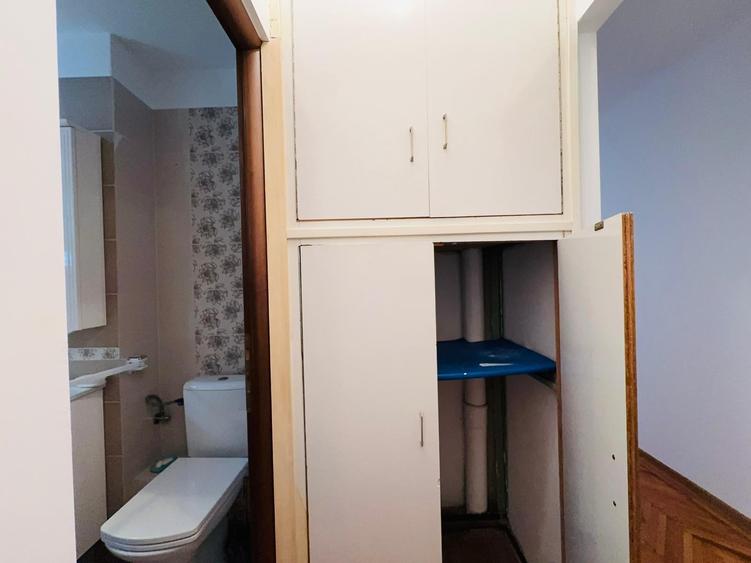 Apartament cu 3 camere semidecomandat în Șagului