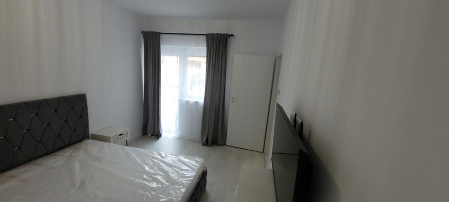 Apartament cu 2 camere decomandat în Vest