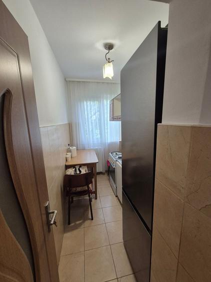 Apartament cu 2 camere nedecomandat, mobilat în Inel II