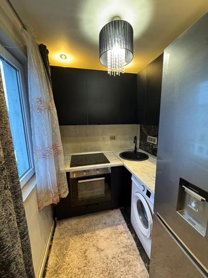Apartament cu 2 camere decomandat, mobilat în Baia Sprie