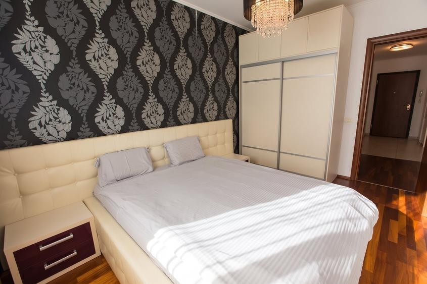Apartament cu 2 camere semidecomandat, mobilat în Sisești
