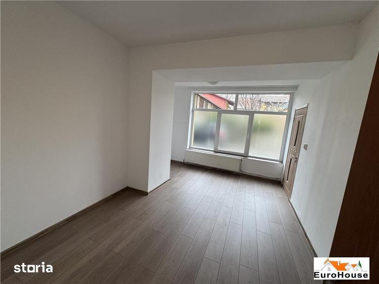 Spațiu comercial, de 30 mp, în Central