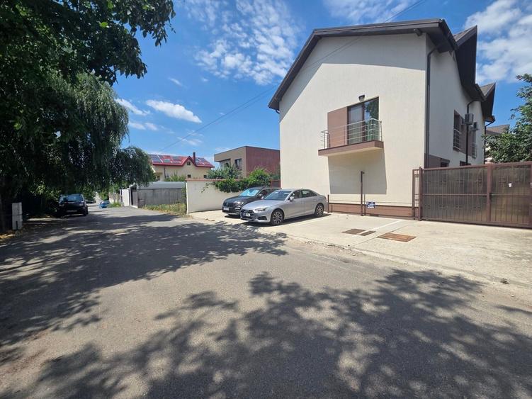 Duplex cu 5 camere cu Canalizare în Theodor Pallady