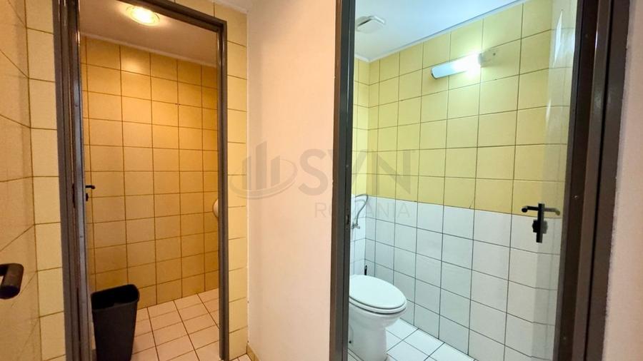 Birou, de 526 mp, în Universitate