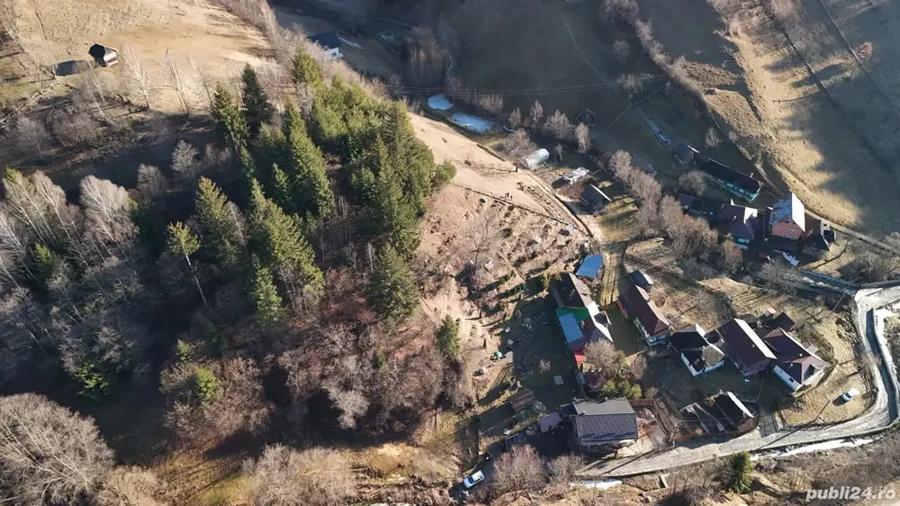 Teren de 3500 mp, în Podu Dâmboviței