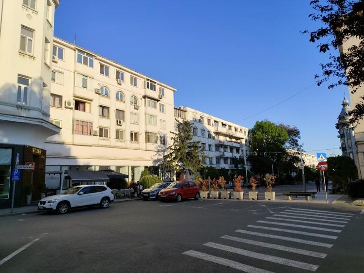 Apartament cu 2 camere semidecomandat în Ultracentral