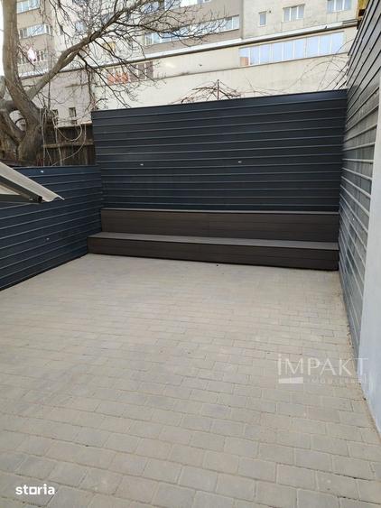 Casă cu 4 camere cu Canalizare în Între Lacuri