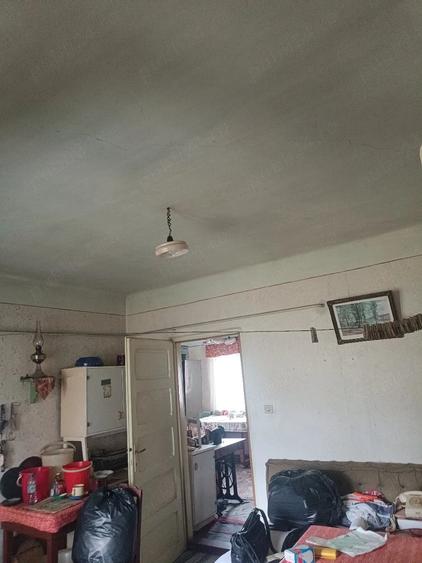 Casă cu 5 camere cu Teren 1580 Mp în Central