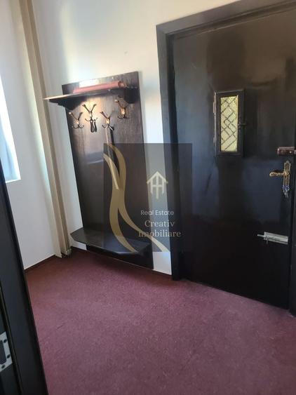 Apartament cu 3 camere în Victoriei
