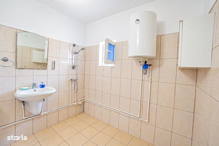 Casă cu 4 camere cu Teren 382 Mp în Sud