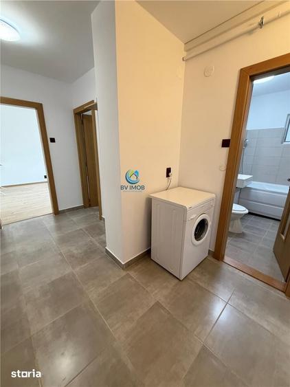 Apartament cu 3 camere decomandat în Astra
