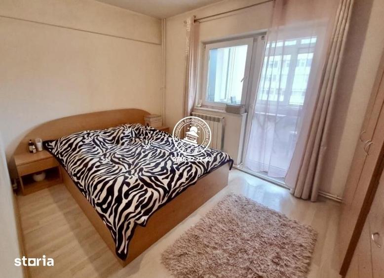 Apartament cu 3 camere decomandat în Gară
