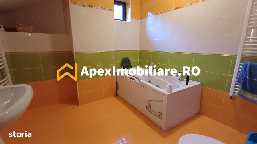 Casă cu 4 camere în Drumul Taberei