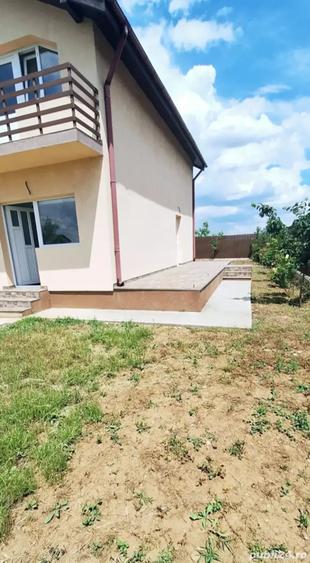 Casă cu 4 camere cu Teren 380 Mp în Prelungirea Ghencea