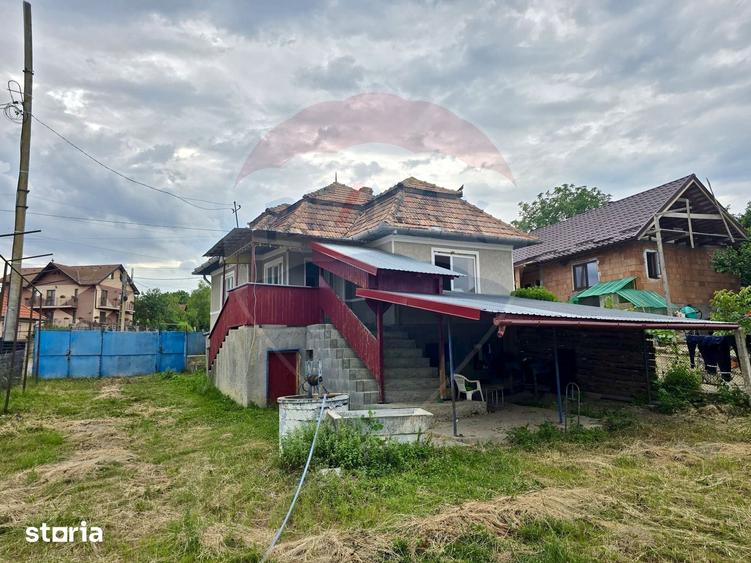 Casă cu 3 camere cu Teren 1550 Mp în Tureni