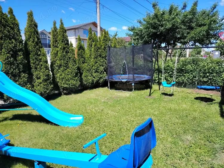 Casă cu 6 camere în Eforie
