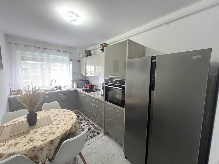 Apartament-2-Camere-Decomandat-Mobilat-Utilat-Parcare-Incalzire-Pardoseala - 8