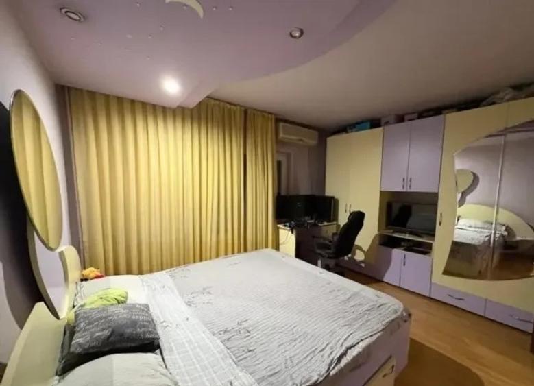 Apartament cu 3 camere decomandat în Vitan Mall