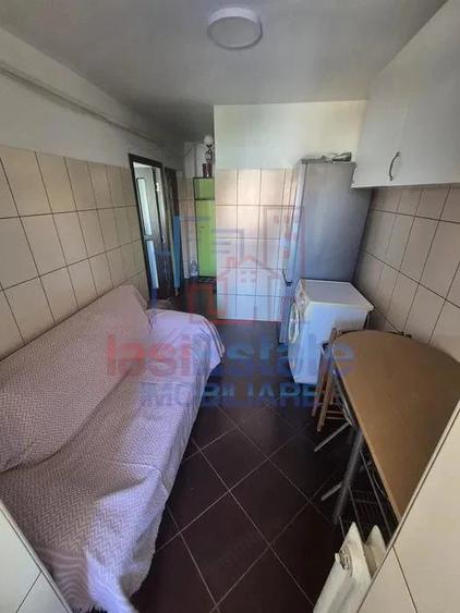 Garsonieră decomandată în Filiași