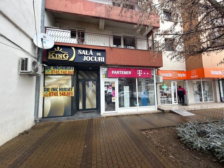 Spațiu comercial, de 70 mp, în Central