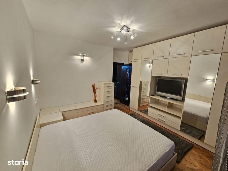 Apartament cu 2 camere decomandat în Independenței