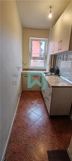 Apartament cu 2 camere semidecomandat în Florilor
