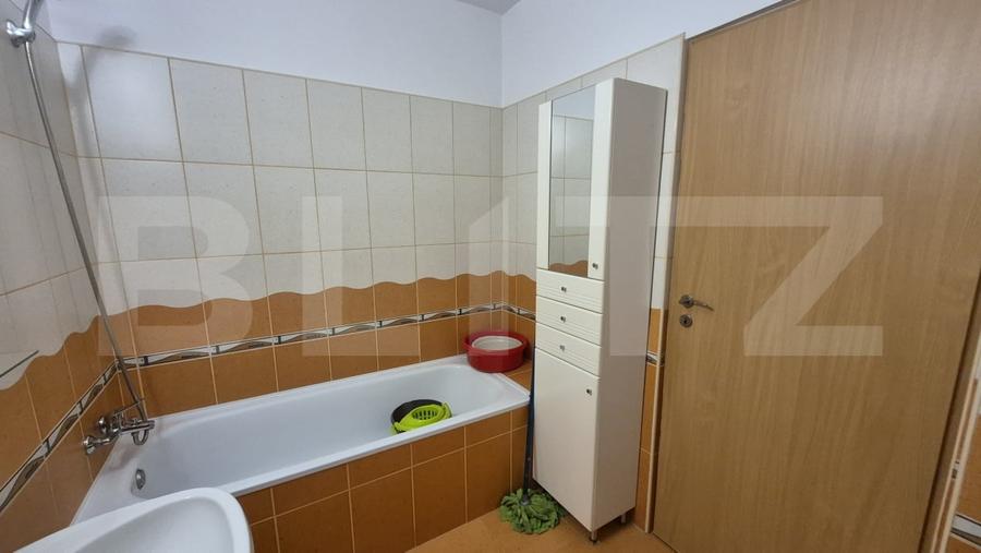 Apartament cu 2 camere decomandat, mobilat în Micro 16