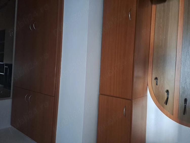 Apartament cu 3 camere decomandat în Intim