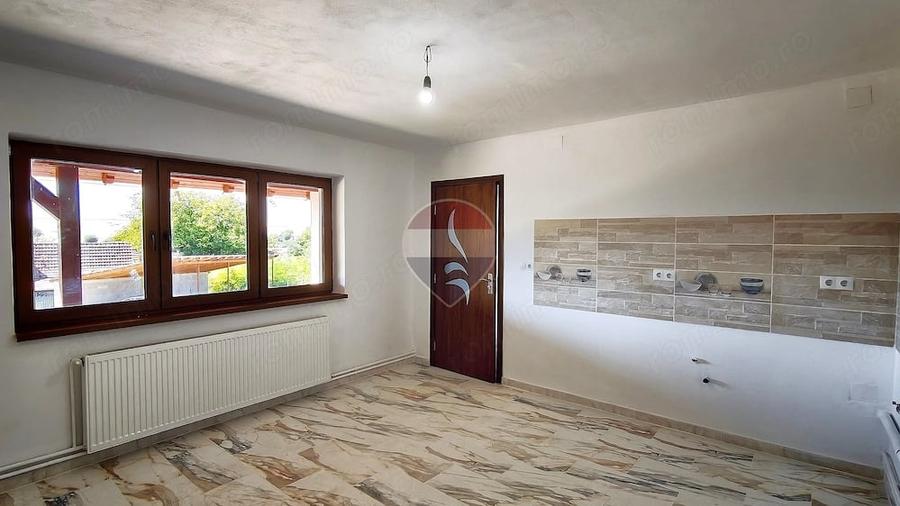 Casă cu 3 camere cu Teren 1163 Mp în Blăjel
