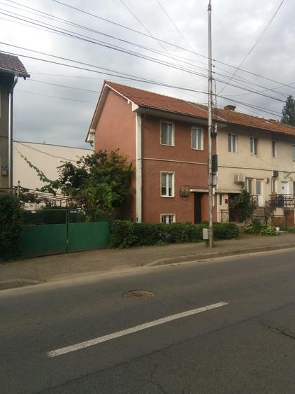 Casă cu 4 camere în Exterior Vest