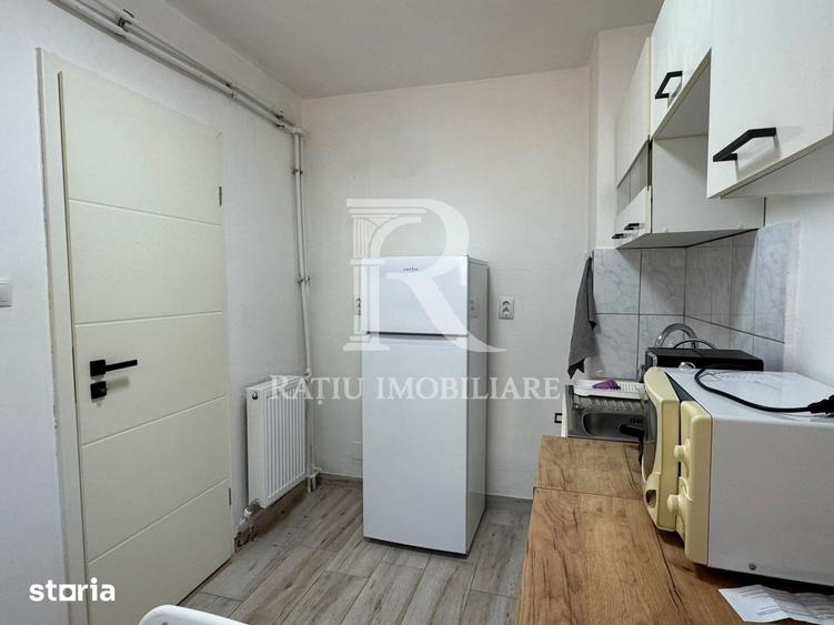 Apartament cu 2 camere, mobilat în Central