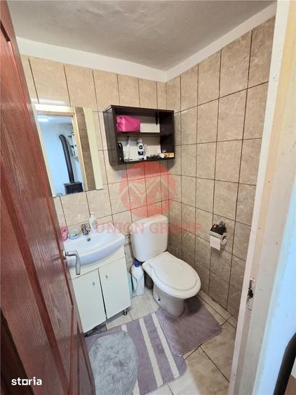 Casă cu 2 camere decomandat cu Teren 988 Mp în Vadu