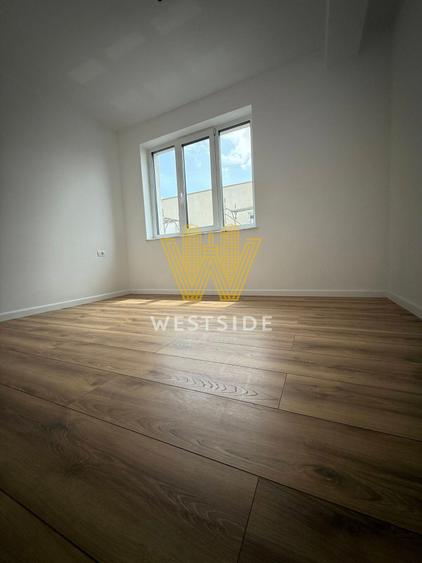 Apartament cu 4 camere decomandat în Bucovăț (Remetea Mare)