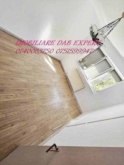 Apartament cu 3 camere decomandat în Piața Centrală