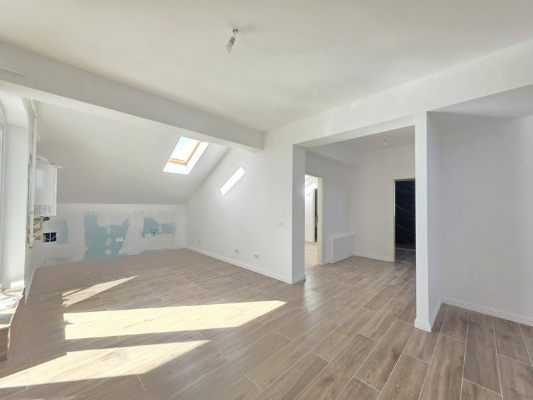 Apartament cu 3 camere decomandat în Râșnov