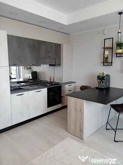 Apartament cu 2 camere semidecomandat în Costi