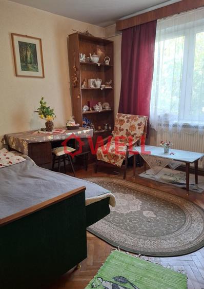 Apartament cu 3 camere decomandat în Tudor