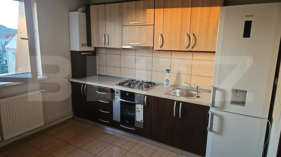 Apartament 3 camere, zona han(langa spital) - 1