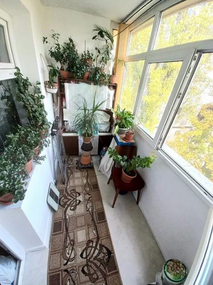 Apartament cu 2 camere decomandat, mobilat în Podul de Piatră