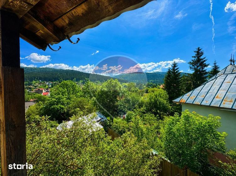 Casă cu 5 camere cu Teren 200 Mp în Poiana Țapului