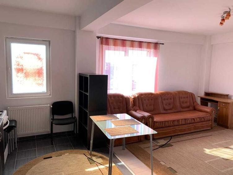 Apartament cu 2 camere decomandat în Dobroești