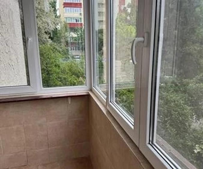 Apartament cu 2 camere în Văcăresti