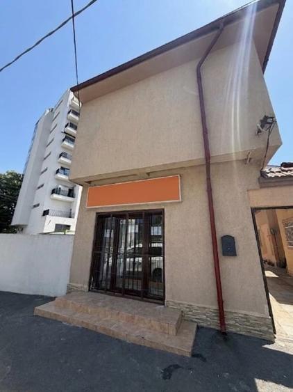 Spațiu comercial, de 110 mp, în Central