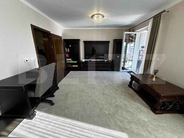 Duplex cu 4 camere cu Canalizare în Cetate
