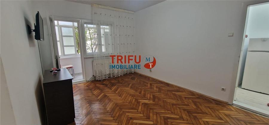 Apartament cu 2 camere nedecomandat, mobilat în Cetate
