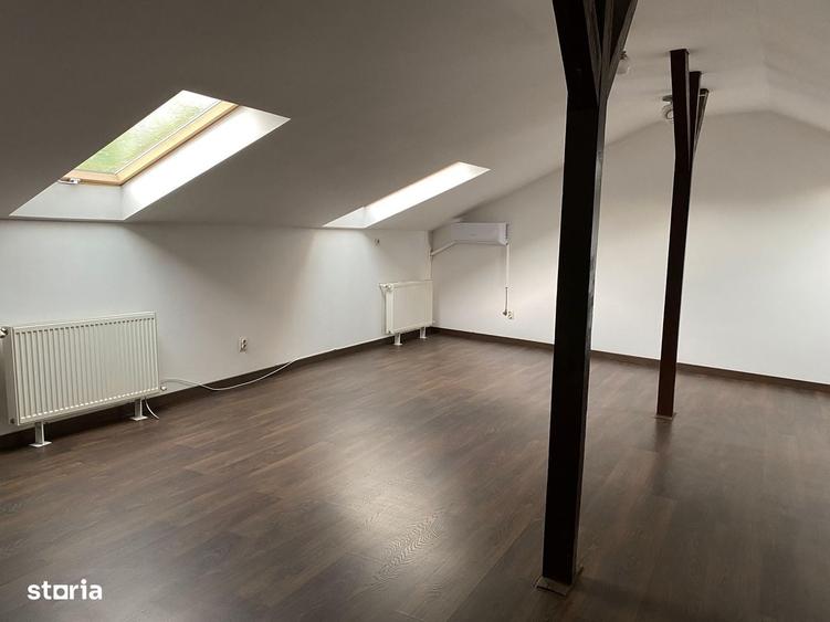 Apartament cu 4 camere în Ultracentral